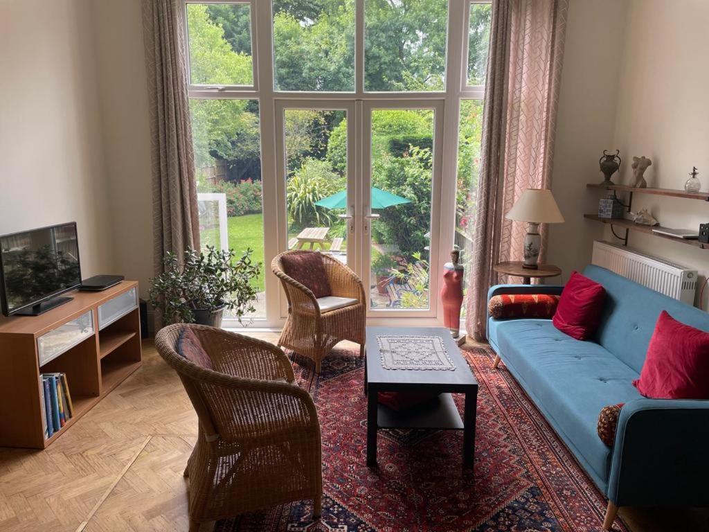 Spacious Holiday Home! London Exteriör bild