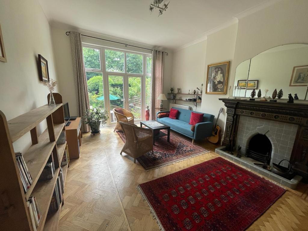 Spacious Holiday Home! London Exteriör bild